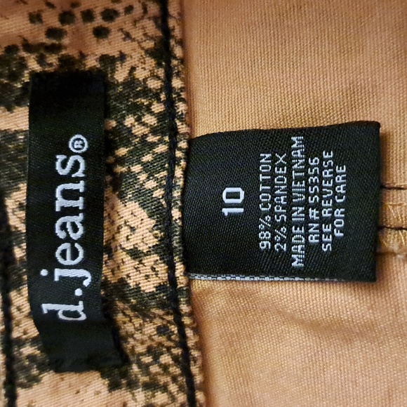 D.Jeans Orange Snakeskin Print Skirt - Picture 3 of 6